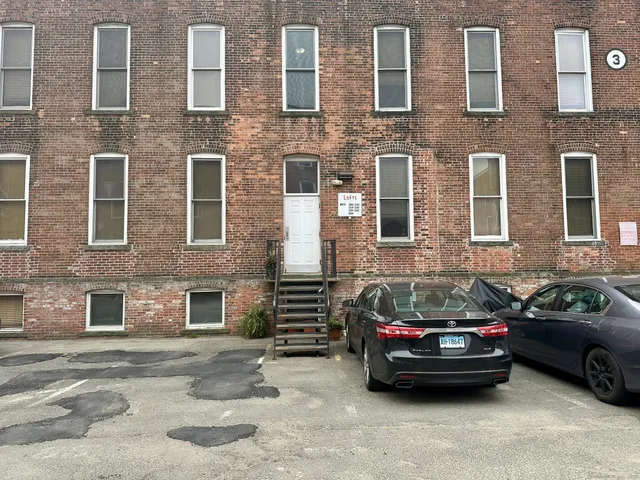 $170,000 | 325 Lafayette Street, Unit 3303, Bridgeport, CT 06604