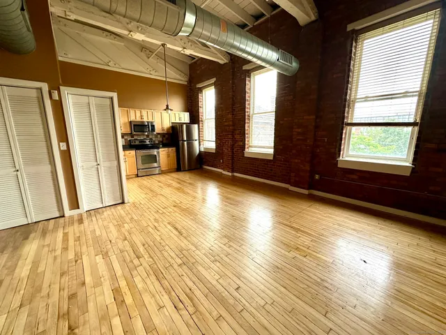 $170,000 | 325 Lafayette Street, Unit 3303, Bridgeport, CT 06604