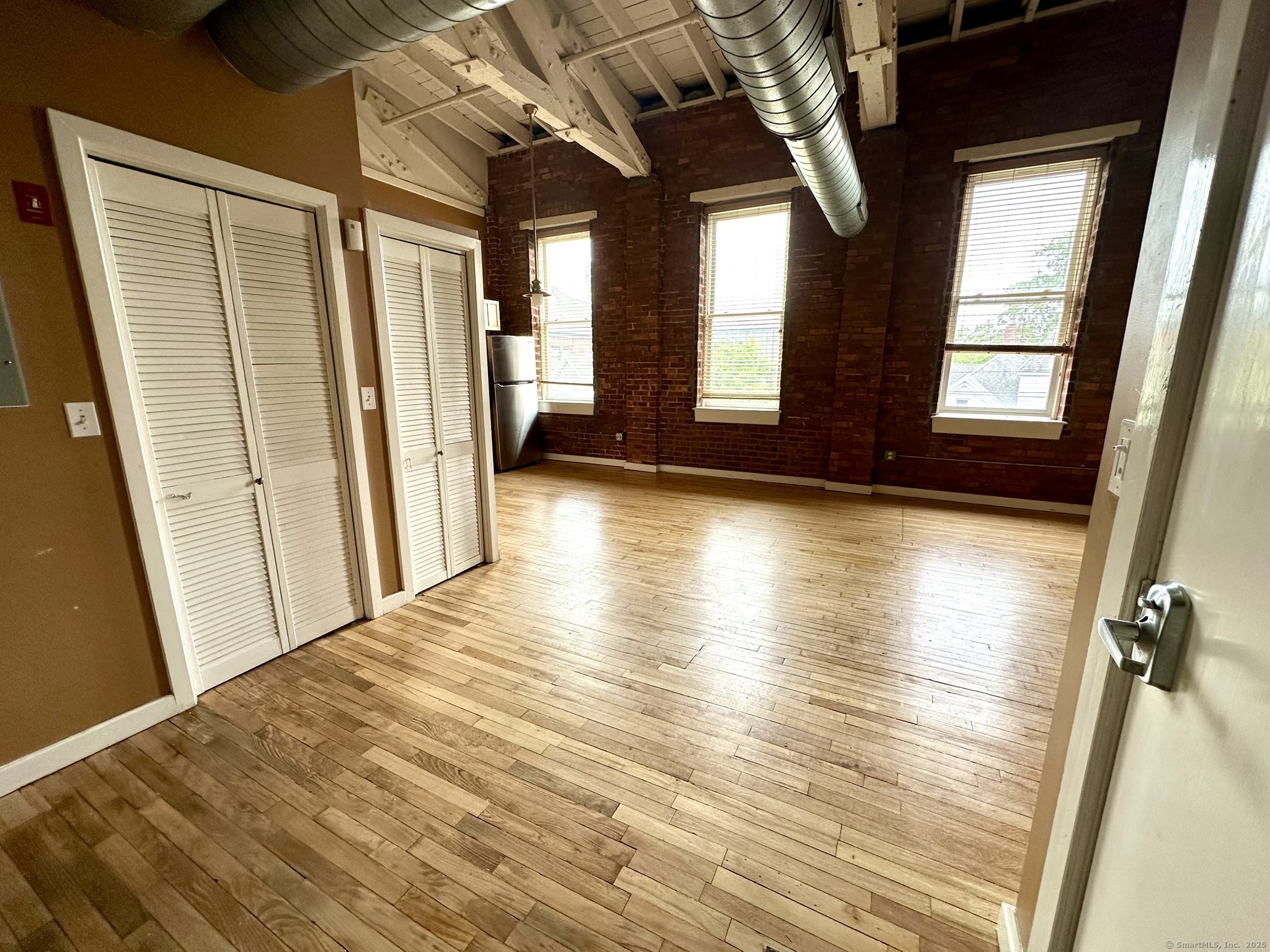 325 Lafayette Street, Unit 3303 Bridgeport, CT 06604 - Photo 4 of 24