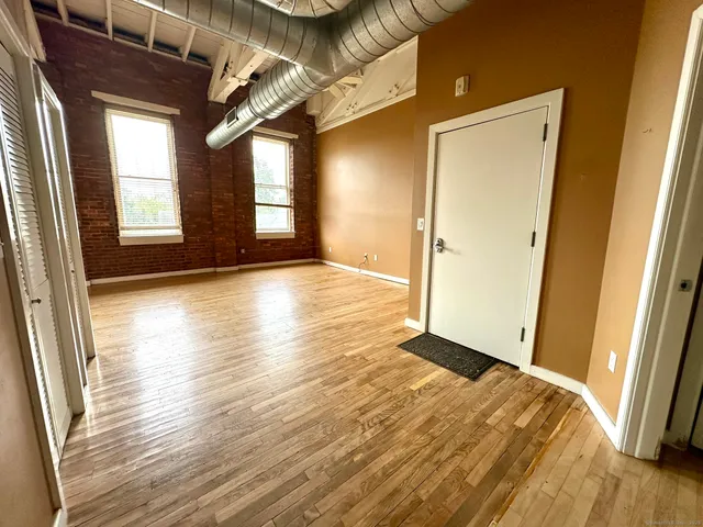 $170,000 | 325 Lafayette Street, Unit 3303, Bridgeport, CT 06604