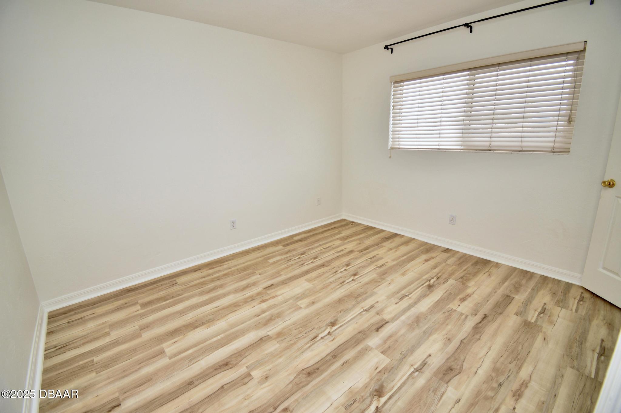 307 Ridge Boulevard, Unit 2170 South Daytona, FL 32119 - Photo 13 of 18 DSC_2257