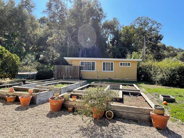 399 Arboleda Road Santa Barbara, CA 93110 - Photo 23 of 53 Accessory structure