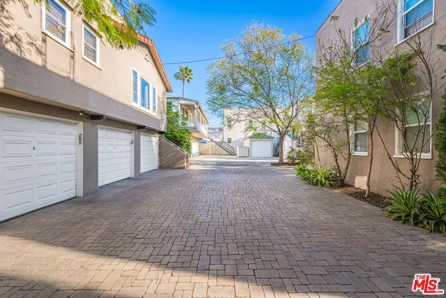 $2,249,000 | 747 1/2 Hayworth Avenue, Los Angeles, CA 90046