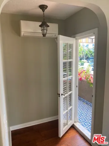 $2,249,000 | 747 1/2 Hayworth Avenue, Los Angeles, CA 90046