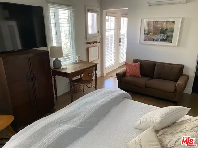 $2,249,000 | 747 1/2 Hayworth Avenue, Los Angeles, CA 90046