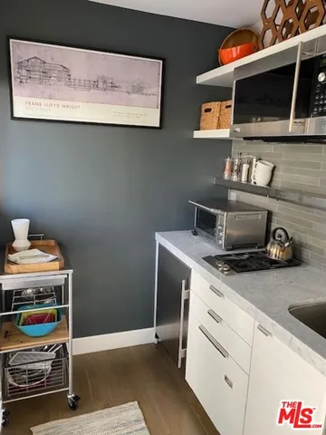 $2,249,000 | 747 1/2 Hayworth Avenue, Los Angeles, CA 90046