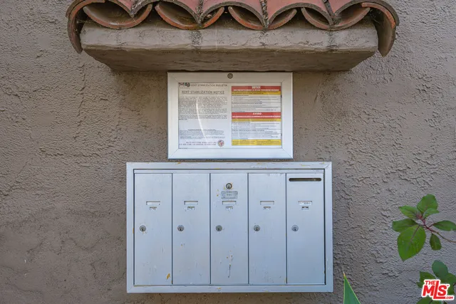 $2,249,000 | 747 1/2 Hayworth Avenue, Los Angeles, CA 90046