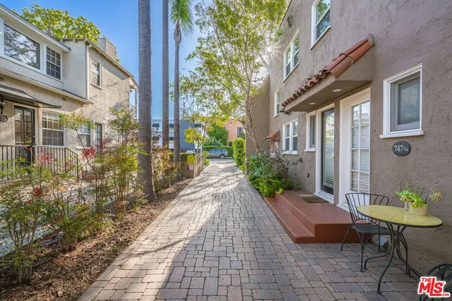 $2,249,000 | 747 1/2 Hayworth Avenue, Los Angeles, CA 90046