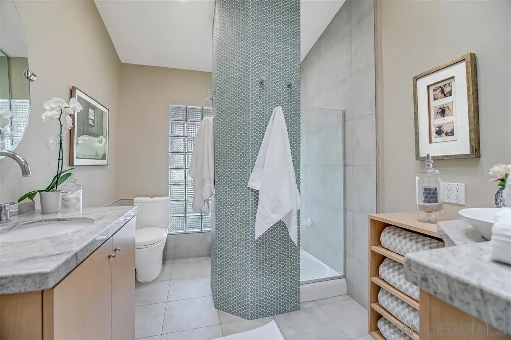 1615 Lugano Lane Del Mar, CA 92014 - Photo 11 of 25 a living room with furniture and a wooden floor