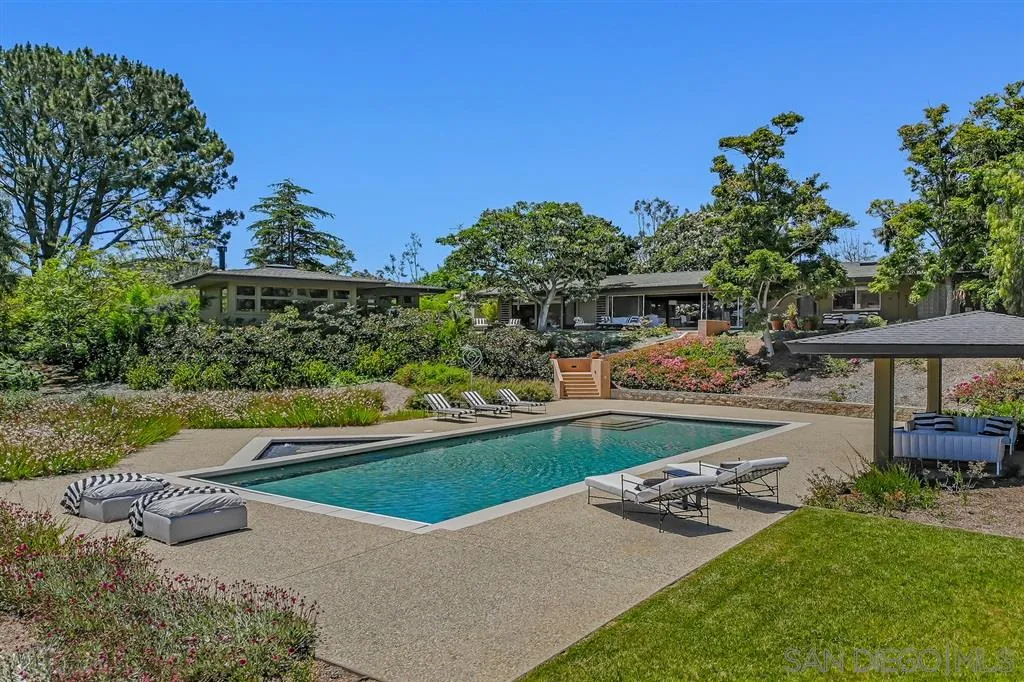 1615 Lugano Lane Del Mar, CA 92014 - Photo 24 of 25 a view of back yard of the house