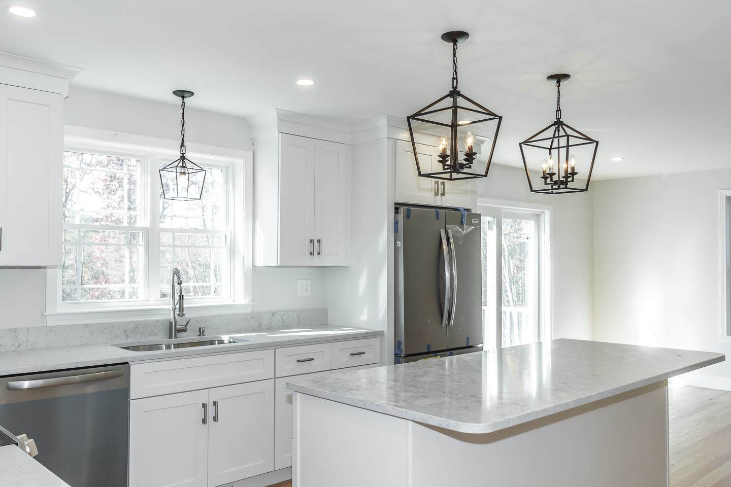 186 Grapevine Road Dunbarton, NH 03046 - Photo 11 of 54