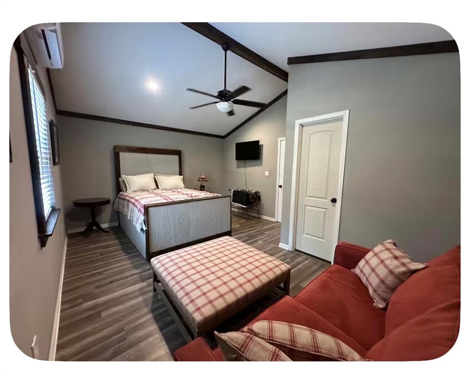 269 Hurricane Bluff Road Benton, LA 71006 - Photo 39 of 40 one bedroom houseAirbnb