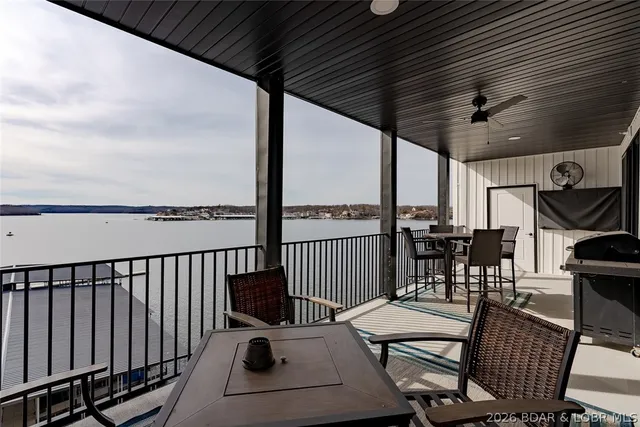 $600,000 | 4910 Worldmark Drive, Unit 2C, Osage Beach, MO 65065