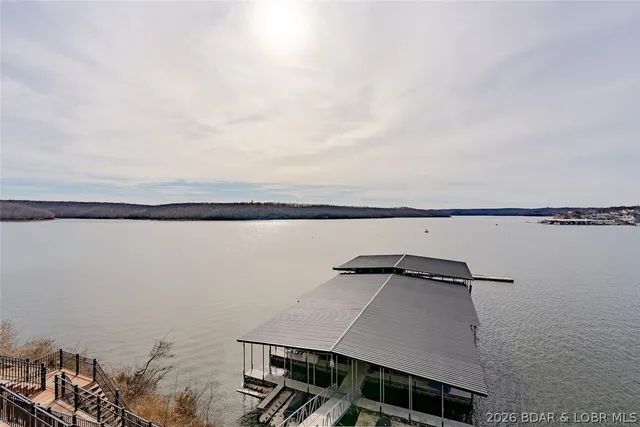 $600,000 | 4910 Worldmark Drive, Unit 2C, Osage Beach, MO 65065