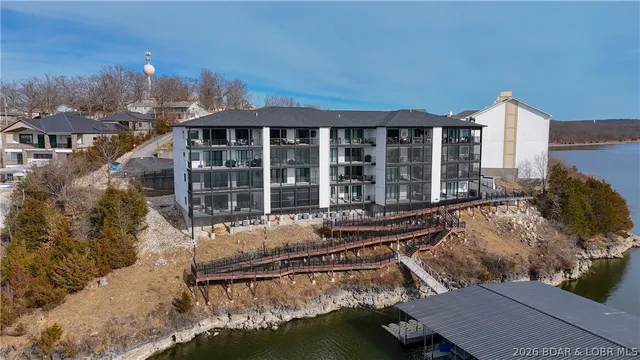 $600,000 | 4910 Worldmark Drive, Unit 2C, Osage Beach, MO 65065