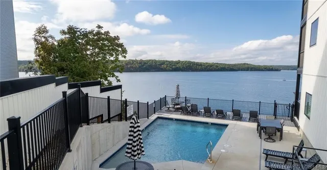 $600,000 | 4910 Worldmark Drive, Unit 2C, Osage Beach, MO 65065