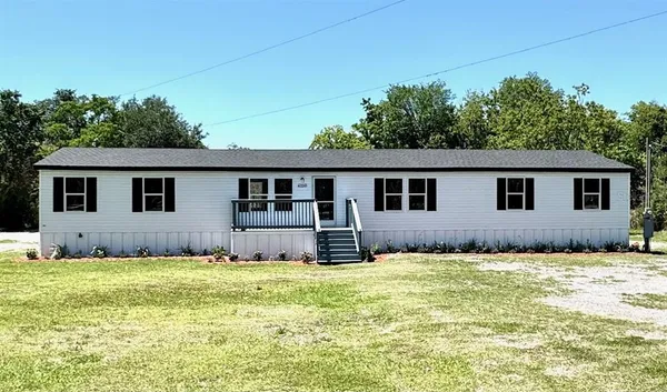 $289,950 | 4220 Old Dixie Highway, Auburndale, FL 33823