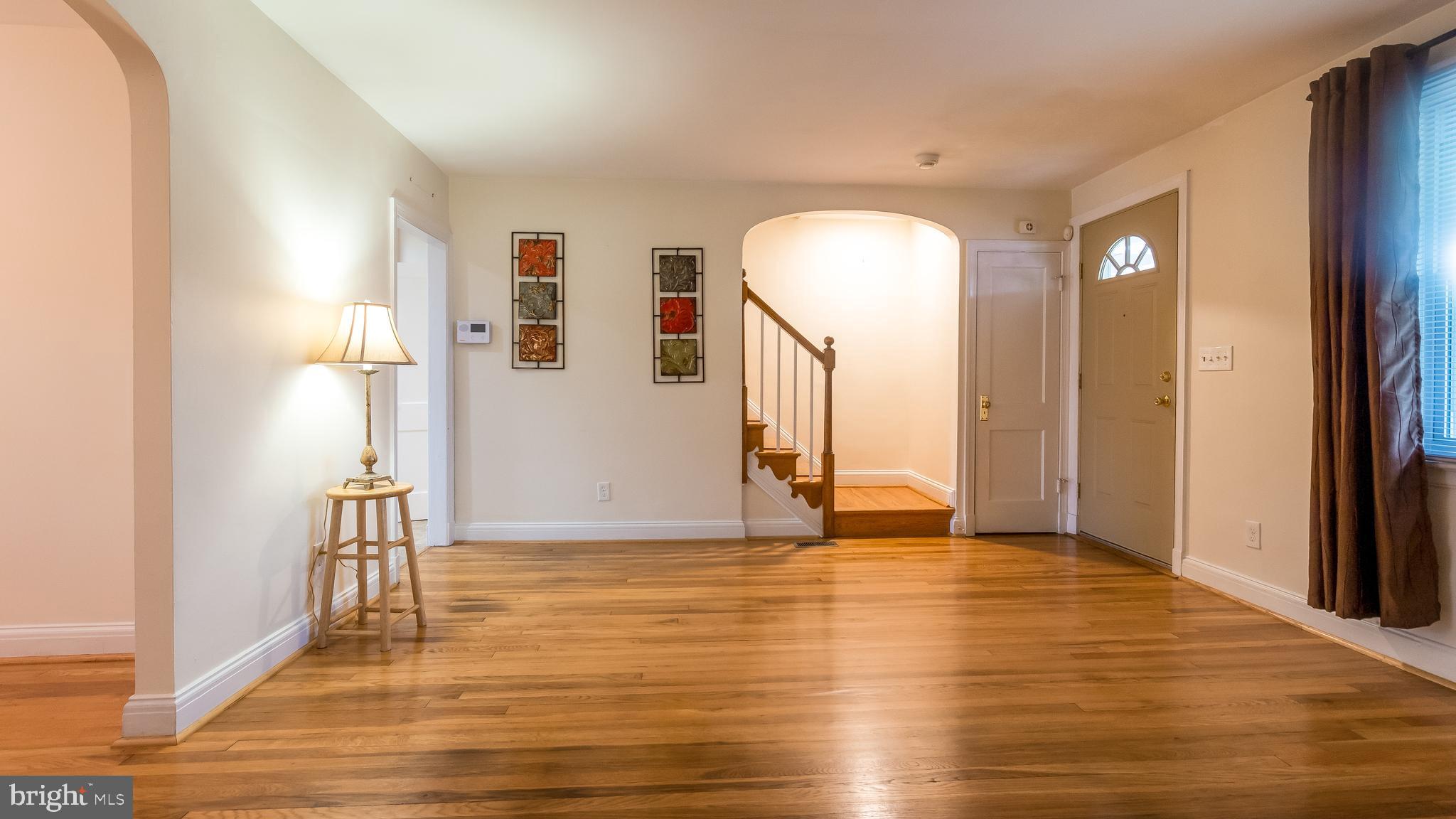3828 Monterey Road Baltimore, MD 21218 - Photo 5 of 36 Living Room