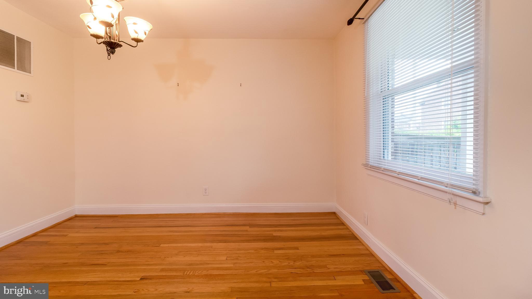 3828 Monterey Road Baltimore, MD 21218 - Photo 8 of 36 Dining Room