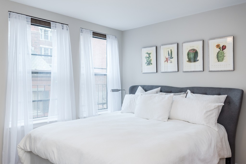 23 Pinckney Street, Unit 4 Boston, MA 02114 - Photo 6 of 13
