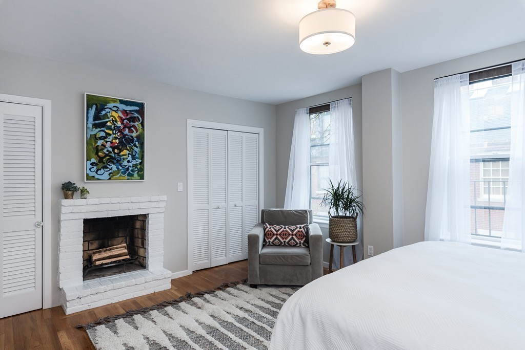 23 Pinckney Street, Unit 4 Boston, MA 02114 - Photo 7 of 13