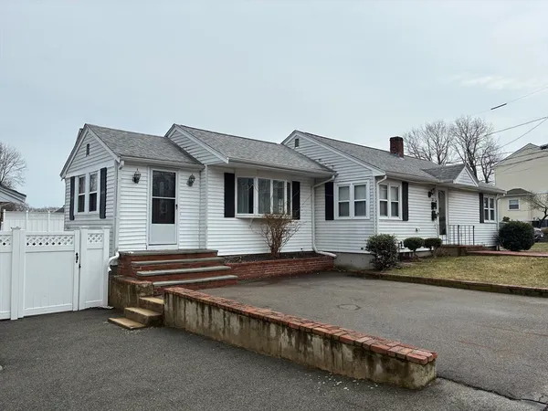 $4,000 | 28 Etna Road, Dedham, MA 02026