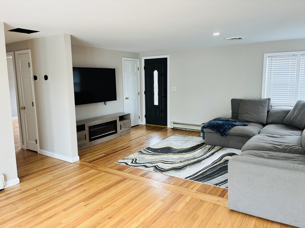 28 Etna Road Dedham, MA 02026 - Photo 3 of 20