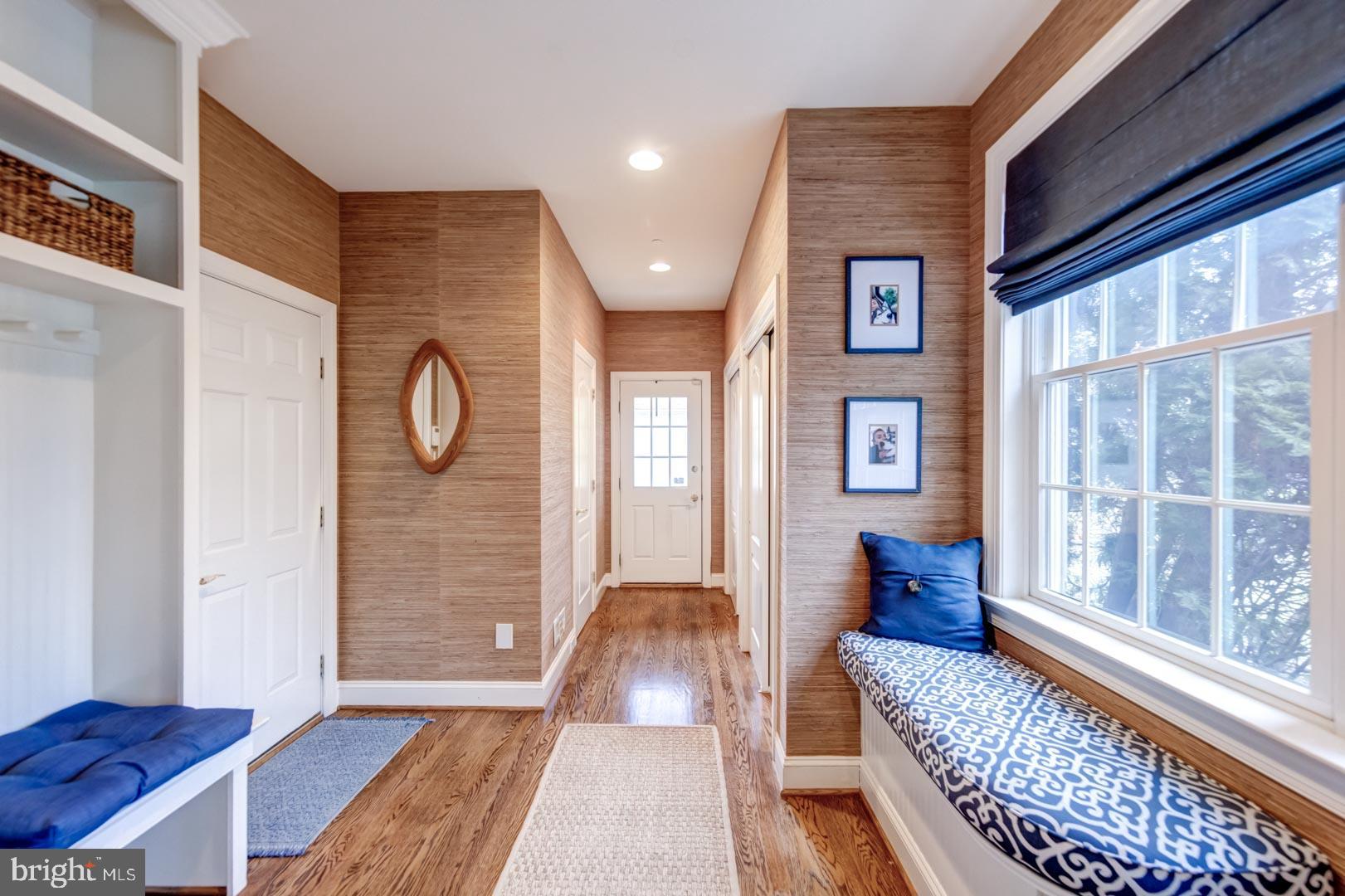 1049 Whitegate Road Wayne, PA 19087 - Photo 19 of 52