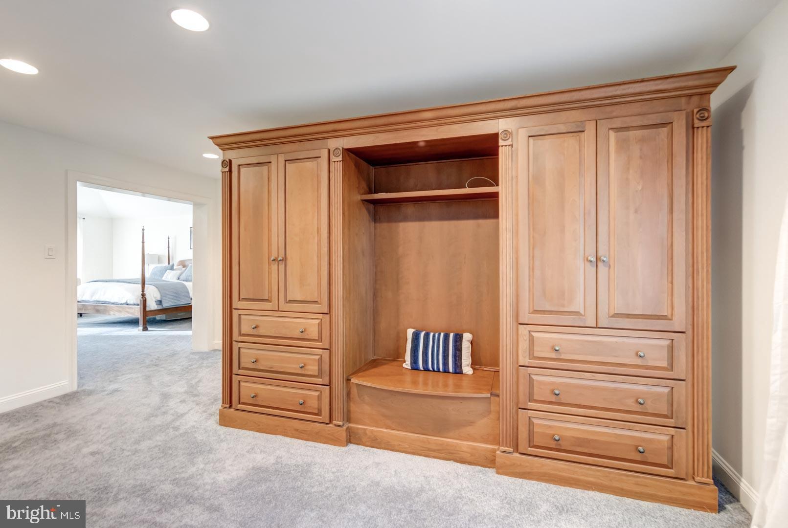 1049 Whitegate Road Wayne, PA 19087 - Photo 24 of 52