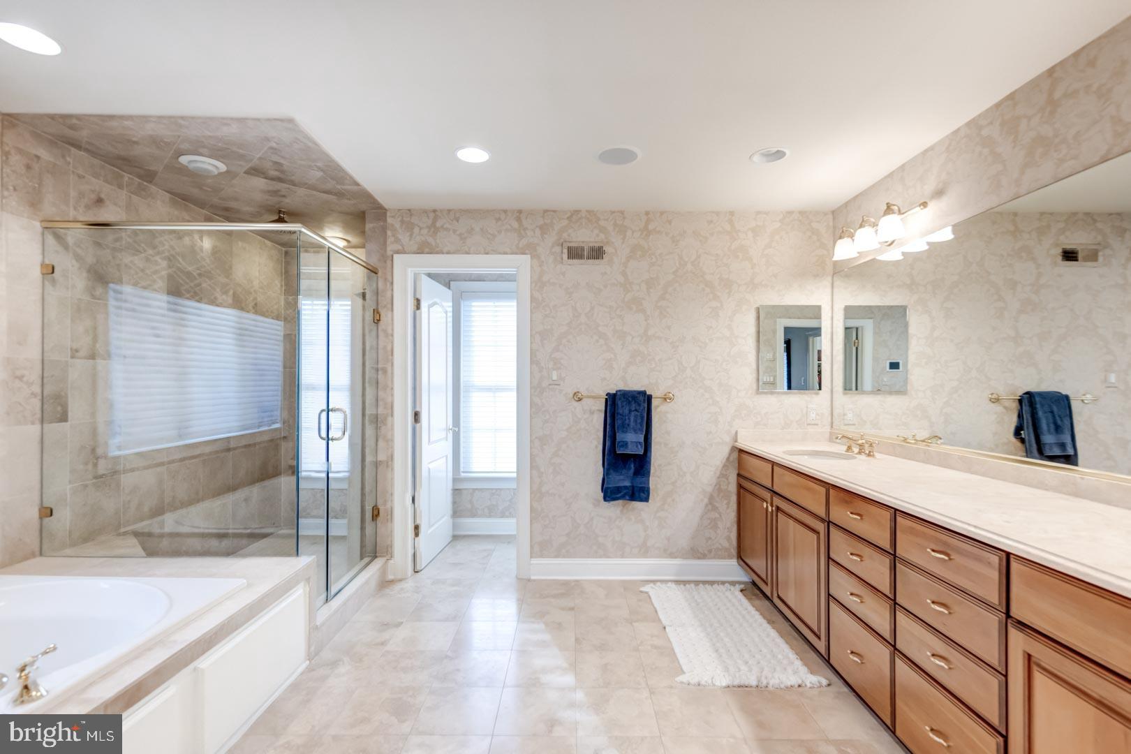 1049 Whitegate Road Wayne, PA 19087 - Photo 26 of 52