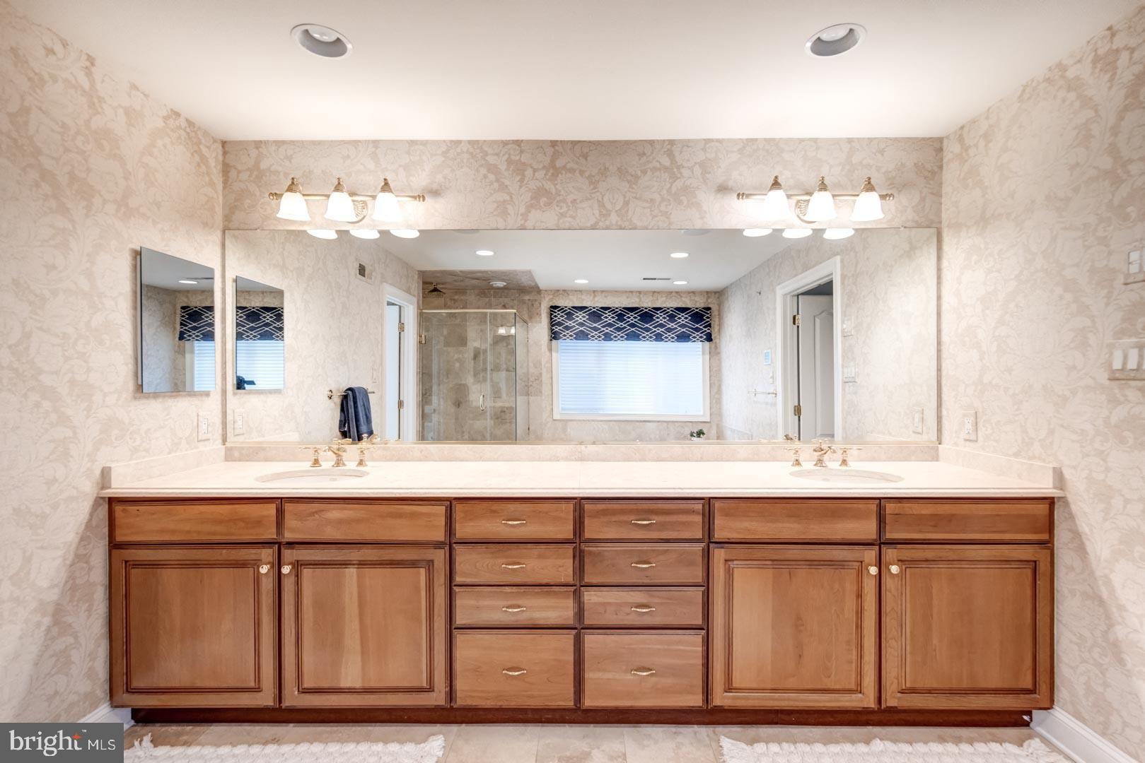 1049 Whitegate Road Wayne, PA 19087 - Photo 27 of 52