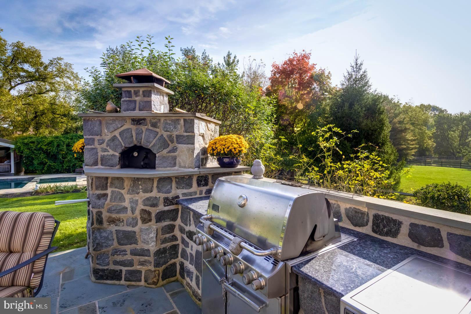 1049 Whitegate Road Wayne, PA 19087 - Photo 43 of 52