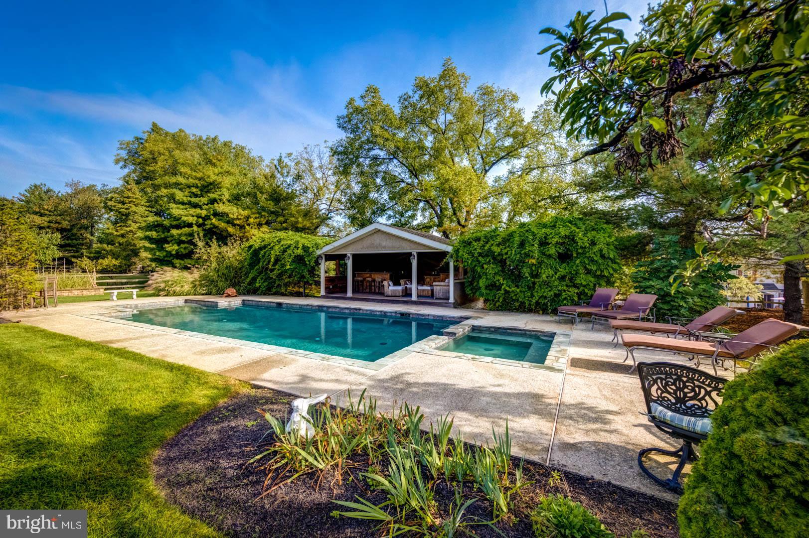 1049 Whitegate Road Wayne, PA 19087 - Photo 44 of 52