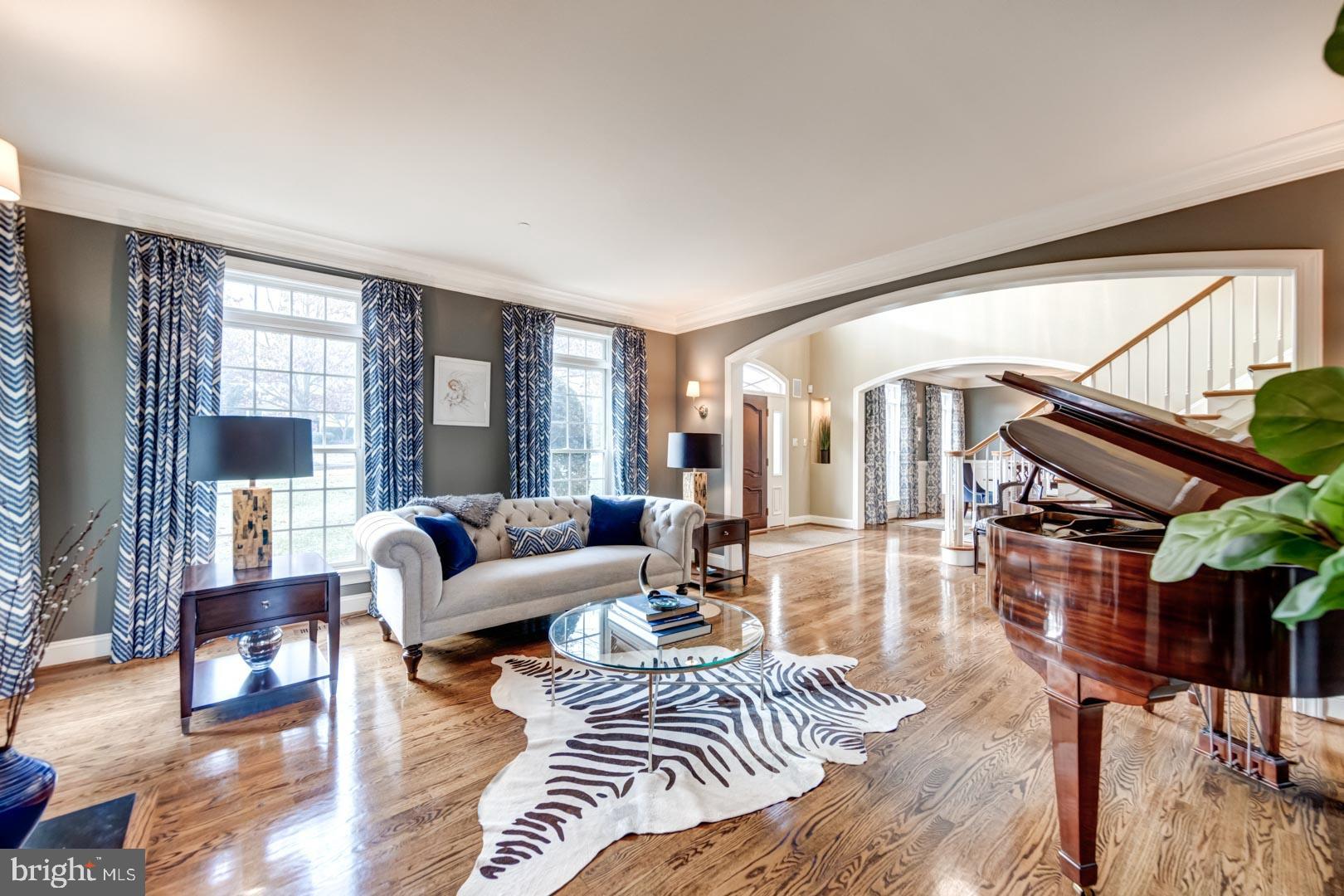 1049 Whitegate Road Wayne, PA 19087 - Photo 7 of 52