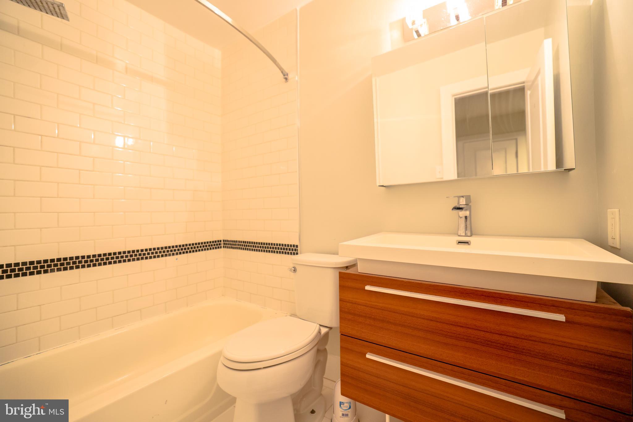 11811 Academy Road, Unit E3 Philadelphia, PA 19154 - Photo 17 of 49