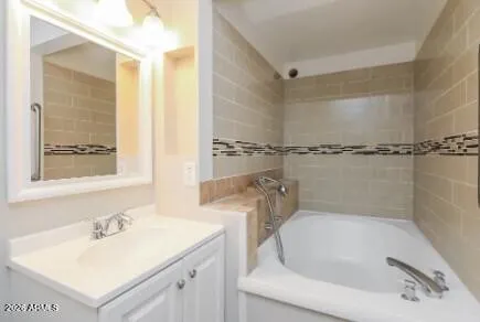 $2,199 | 732 West Flower Avenue, Mesa, AZ 85210