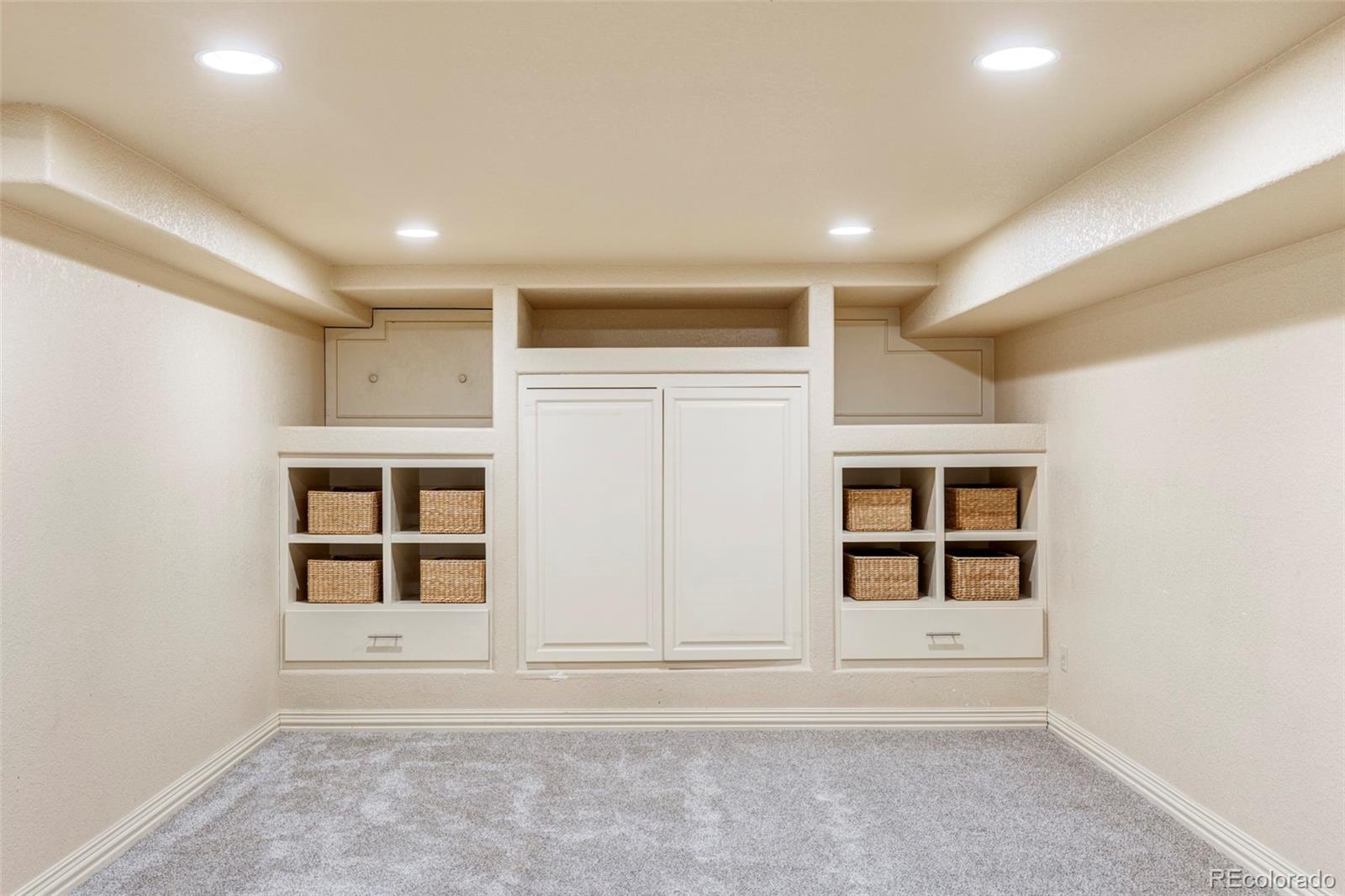 701 Leyden Street Denver, CO 80220 - Photo 37 of 42 an empty room with windows