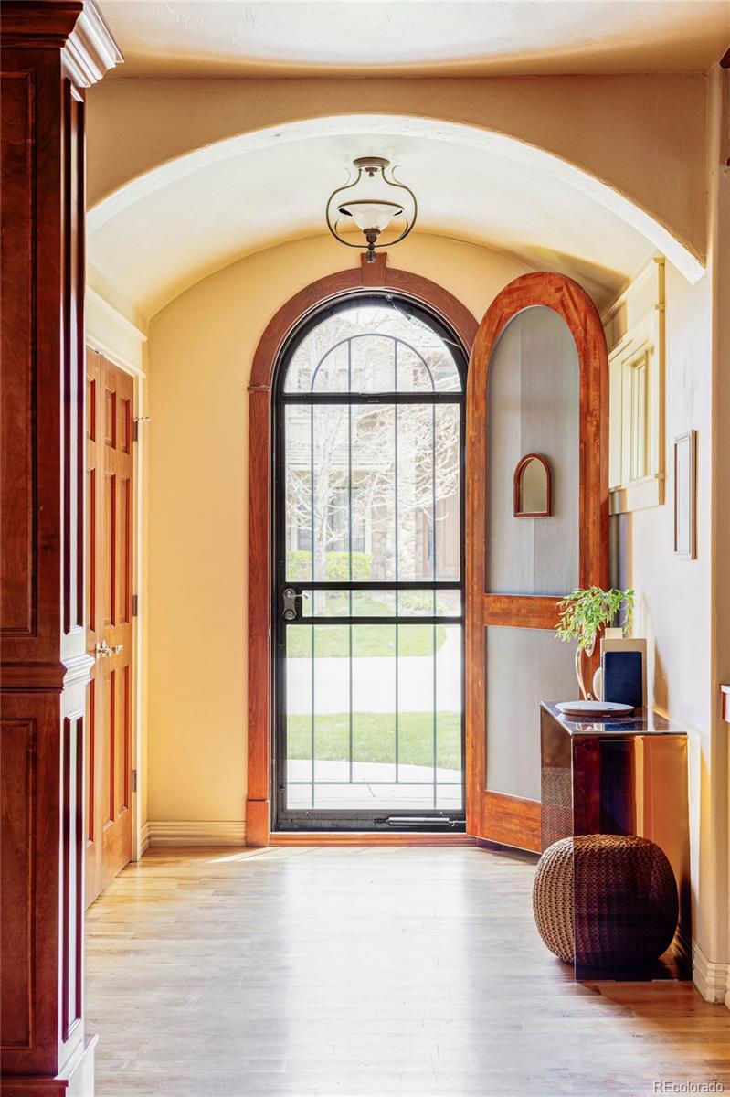 701 Leyden Street Denver, CO 80220 - Photo 4 of 42