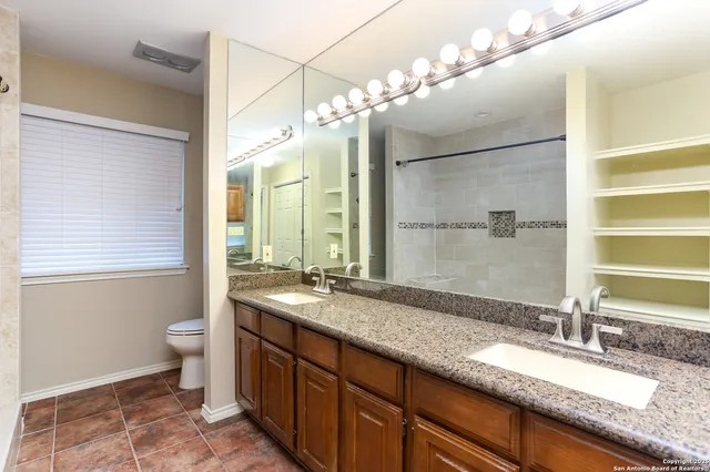 $1,325 | 13130 Blanco Road, Unit 301, San Antonio, TX 78216