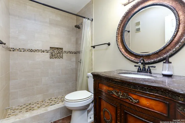 $1,325 | 13130 Blanco Road, Unit 301, San Antonio, TX 78216