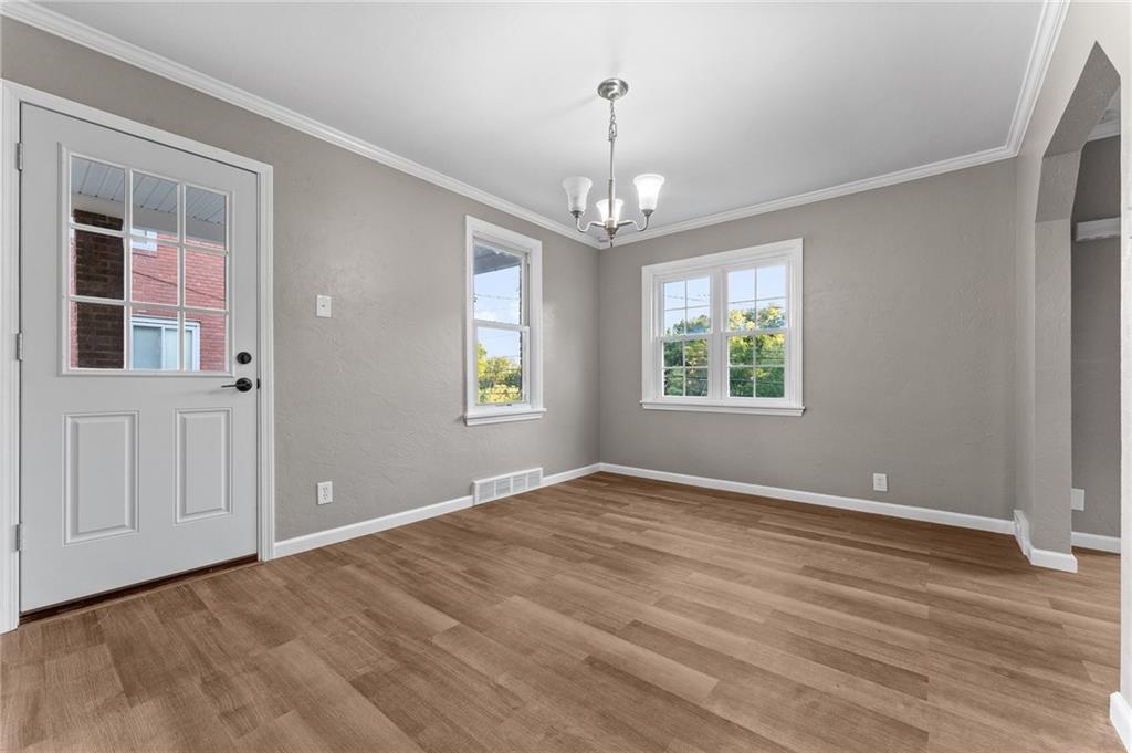 1121 Broughton Road Pittsburgh, PA 15236 - Photo 8 of 27 Gallery Image 8
