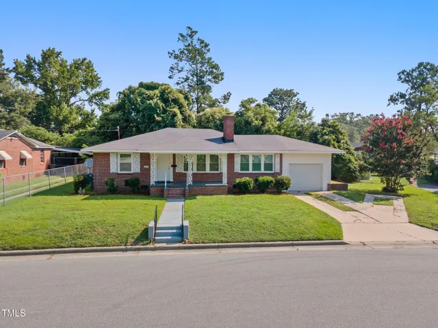 $215,000 | 1003 Academy Street East, Wilson, NC 27893