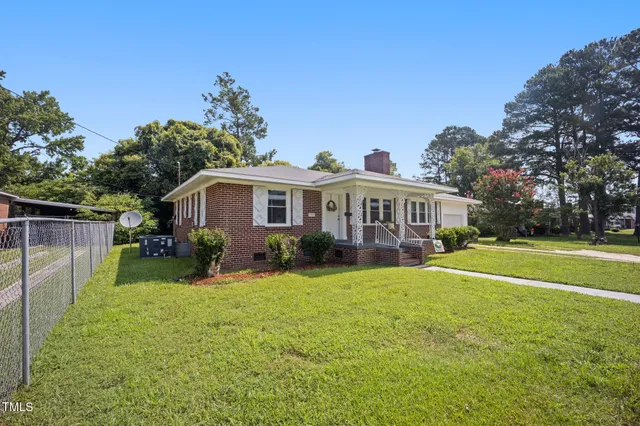 $215,000 | 1003 Academy Street East, Wilson, NC 27893