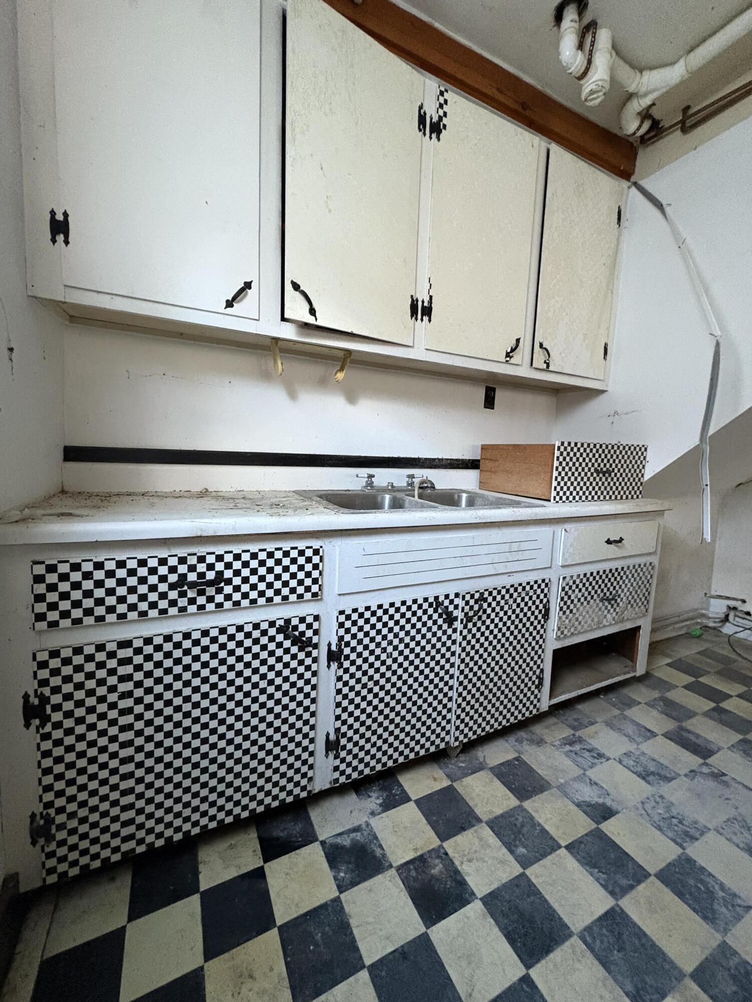 317 Main Street Bingham, ME 04920 - Photo 12 of 28 IMG_3598