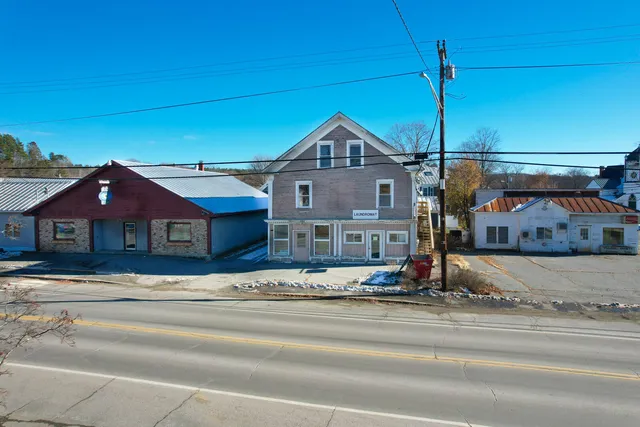 $125,000 | 317 Main Street, Bingham, ME 04920