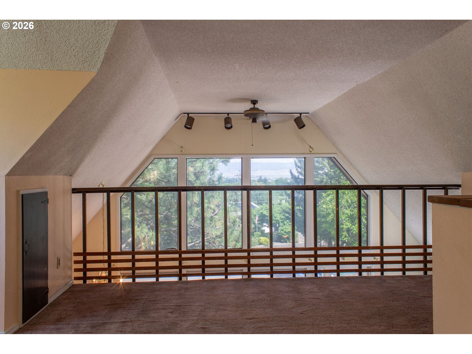 400 Walnut Street La Grande, OR 97850 - Photo 21 of 48 Loft