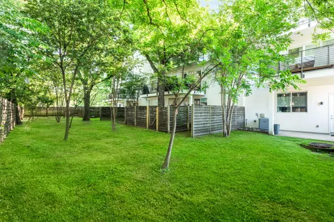 $725,000 | 1801 East 2nd Street, Unit 9, Austin, TX 78702