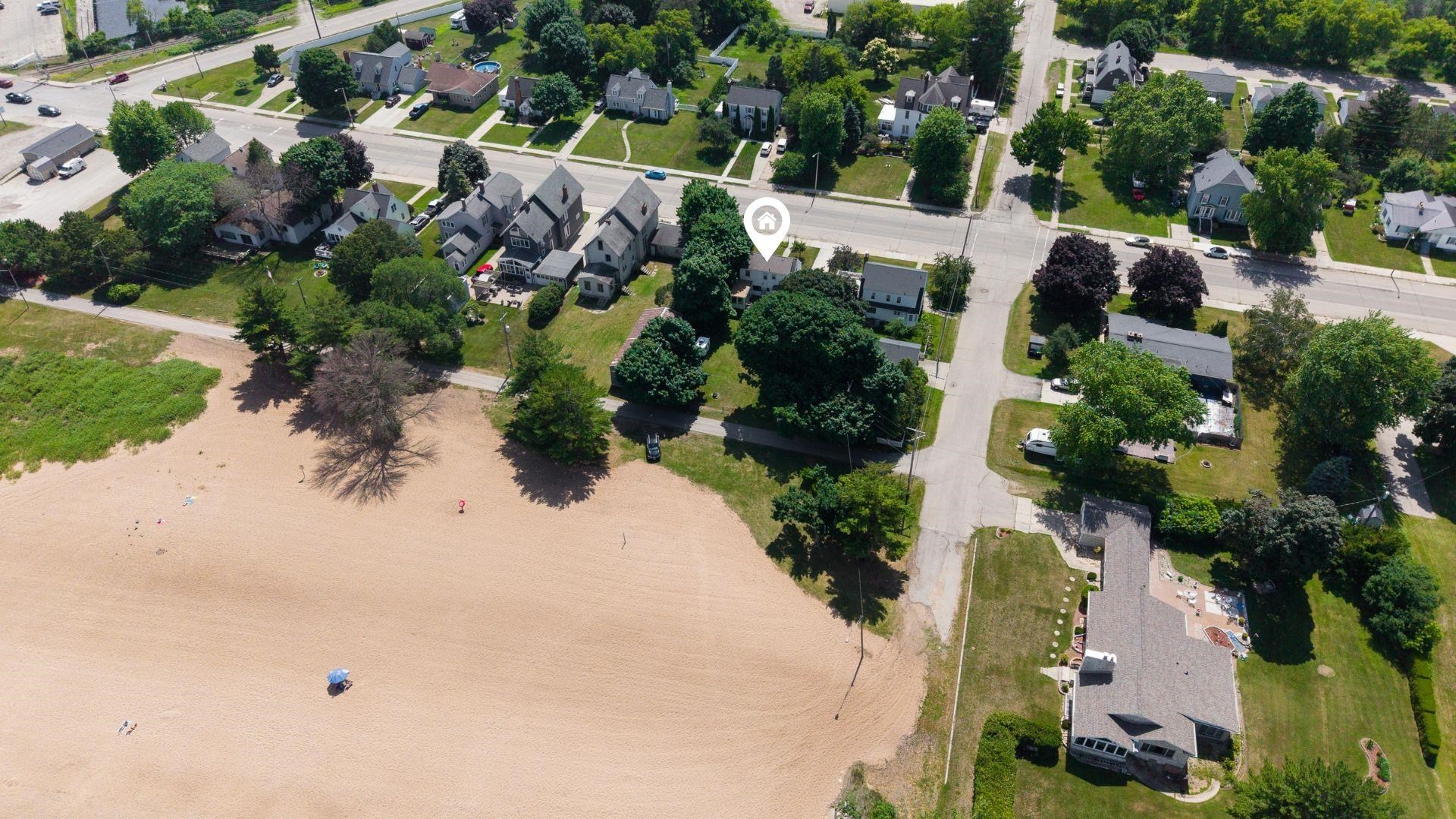 232 1st Street Menominee, MI 49858 - Photo 44 of 46