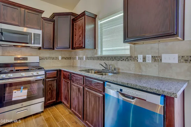 $289,950 | 14345 Tobe Davis, Horizon City, TX 79928