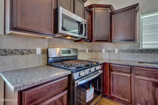 $289,950 | 14345 Tobe Davis, Horizon City, TX 79928